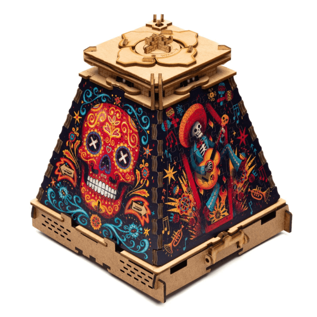 Cluepuzzle - Pyramid Of The Sun Day Of The Dead